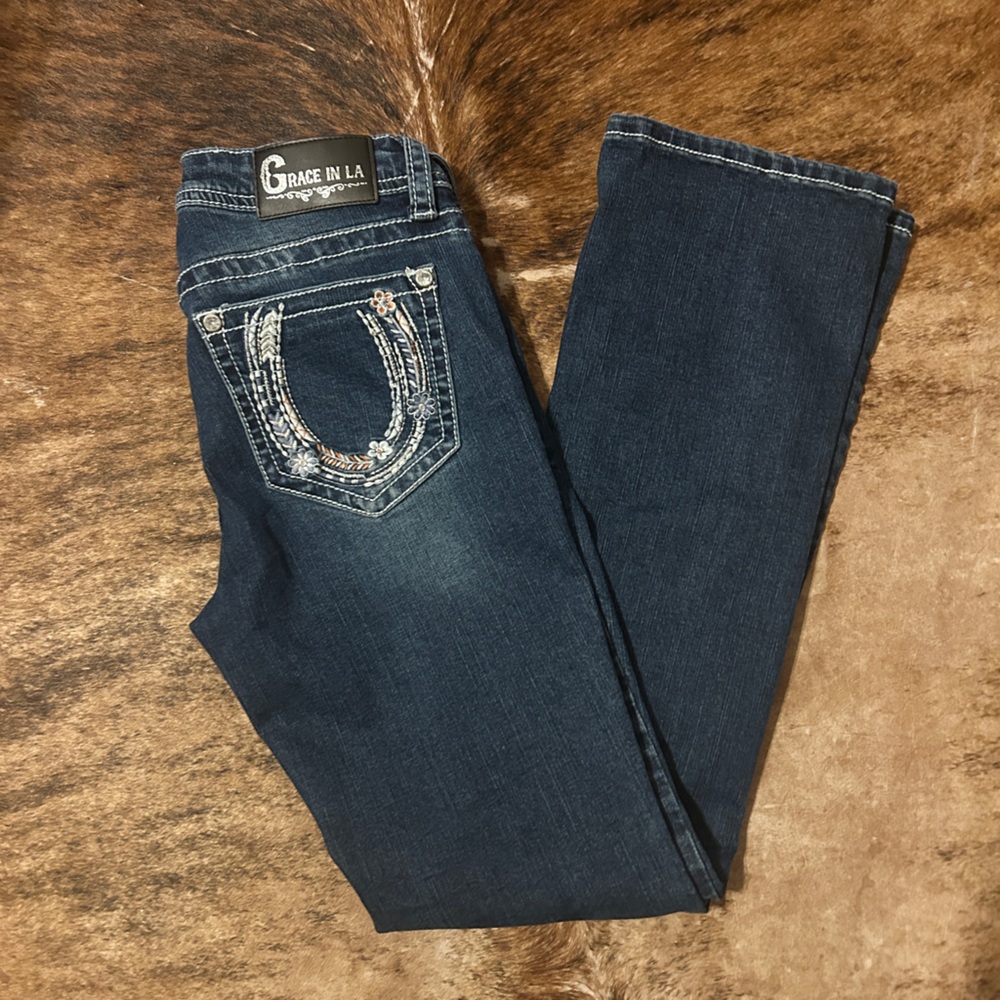 Grace in LA Jeans with Embroidered Pockets